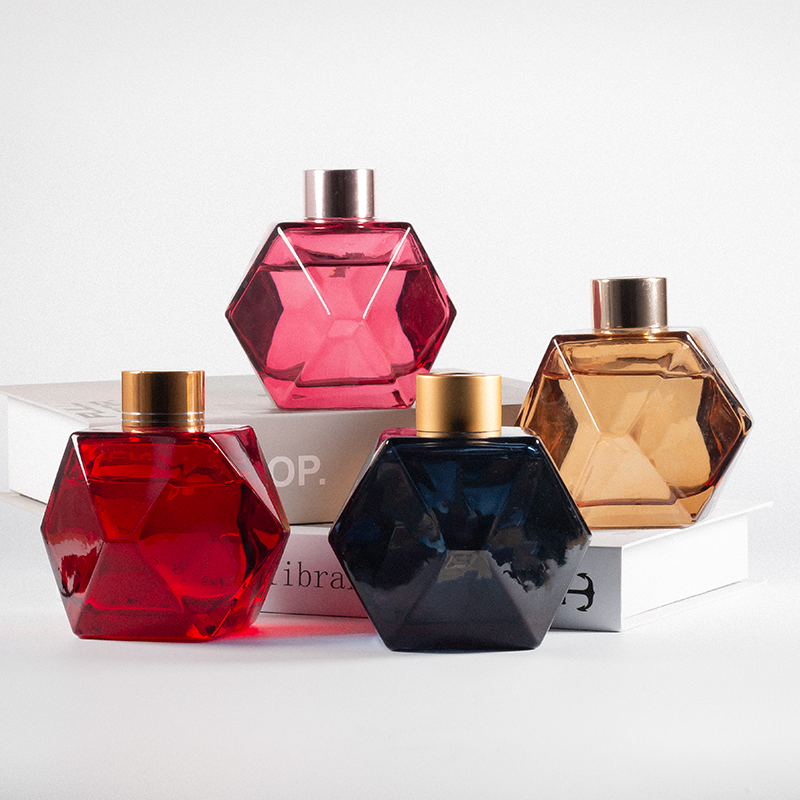 Botol Kaca Diffuser Aroma Mewah Klasik Vintage Desainer