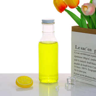 Bottiglia di bevanda in vetro Boston rotonda francese pressata a freddo all'ingrosso da 8 oz, 12 oz e 16 oz con coperchio in plastica