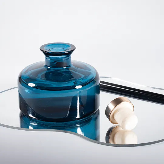 زجاجة معطر هواء من الزجاج قابلة لإعادة التعبئة لتزيين المنزل، معطر هواء من مستحضرات التجميل العتيقة