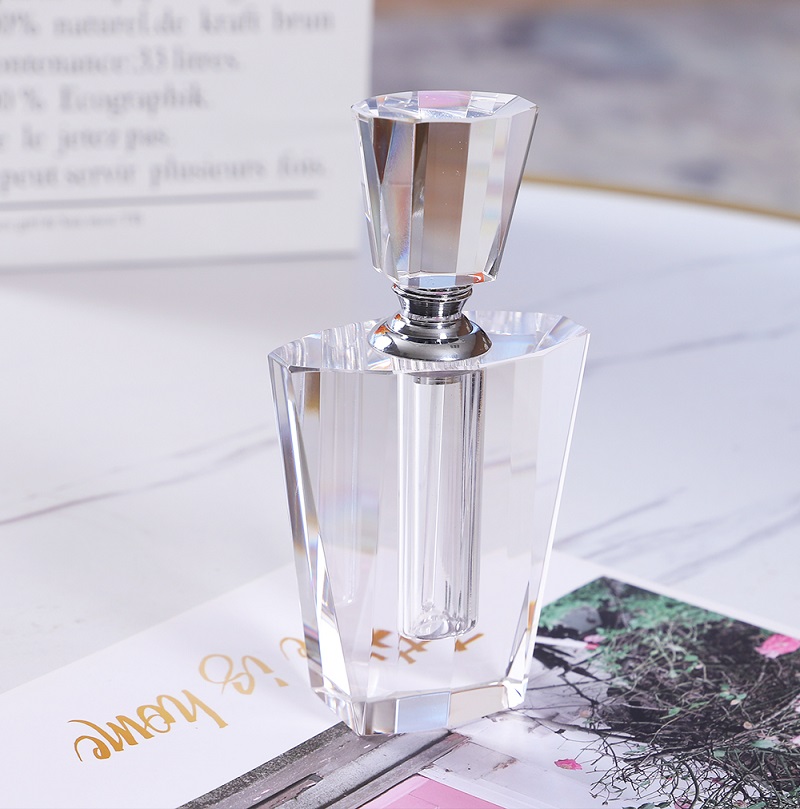 High Quality 12ML Clear Essential Oil Bottles Crystal Glass Perfume Bottle Custom
