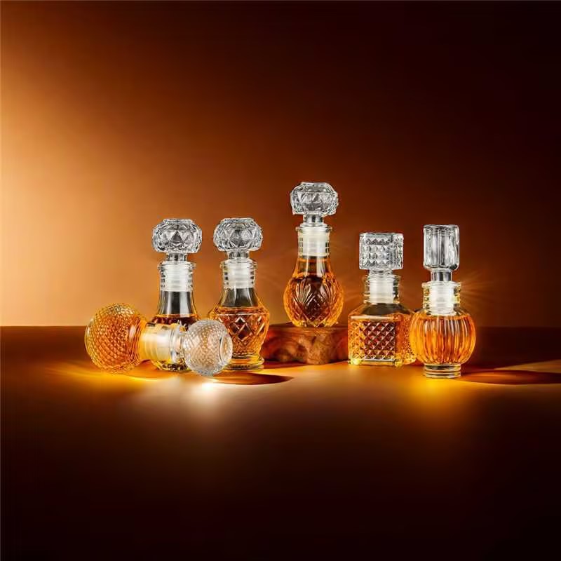 Botol Kaca Mini Kosong Kecil Transparan 50ml untuk Minuman Keras, Wiski, Anggur, dan Alkohol