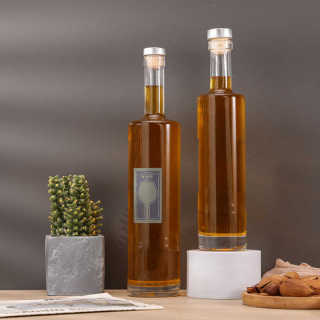 Clear 500 750ml Round Vodka Mead Brandy Liquor Glass Bottles With Cork Lid