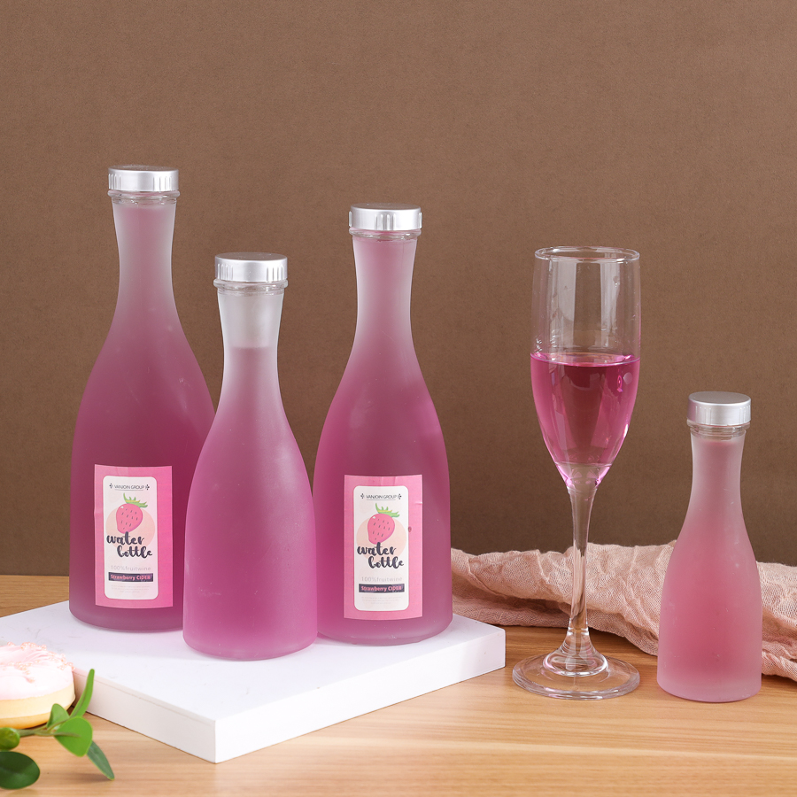 Botellas de vidrio esmerilado para sake de cóctel (100, 250, 375 y 500 ml) con tapa de rosca de plástico.