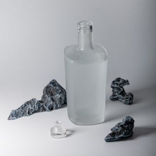 Wholesale Frosted Rectangular Wine Glass 750ml Bottles for Cocktails