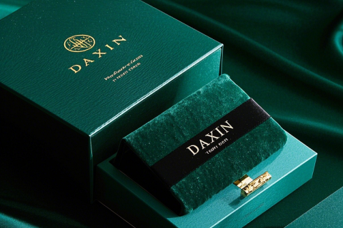 How do you package perfume bottles?