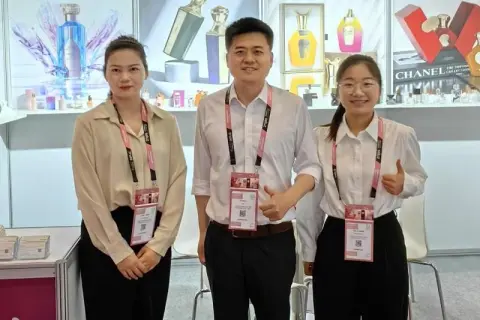 工艺内幕：大新玻璃如何通过设计和精准提升香水包装