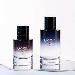 Parfum Cologne Spray 30ml 50ml Wangi Tahan Lama Botol Persegi Warna Bertahap