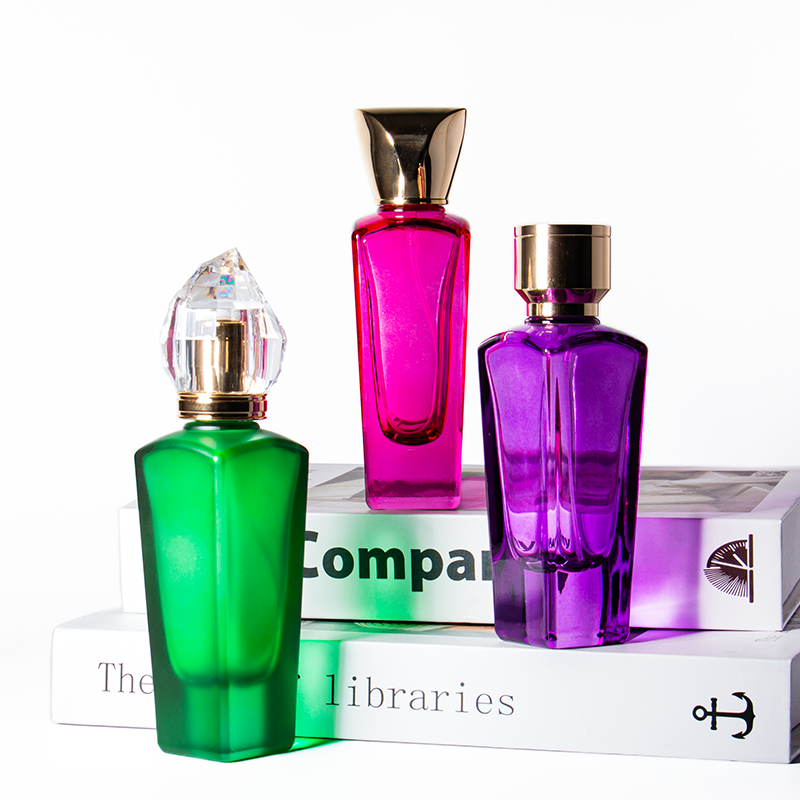 Pembekal Botol Kaca Minyak Wangi 30ml Botol Minyak Wangi Kristal Mewah 50ml 100ml