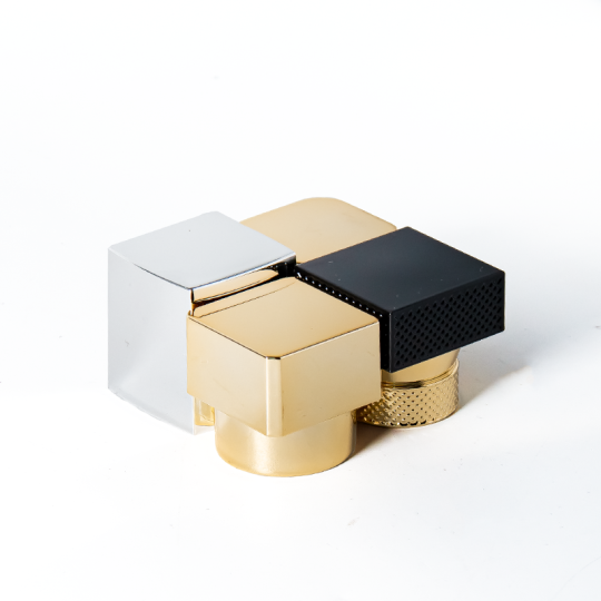 Coperchio per profumo quadrato creativo personalizzato di lusso all'ingrosso da 15 mm in oro