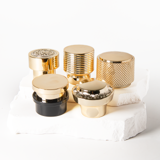 أغطية العطور ذات الشعار المخصص، أنبوب زجاجي، غطاء بلاستيكي، غطاء زجاجة عطر 15 مم لزجاجة زجاجية
