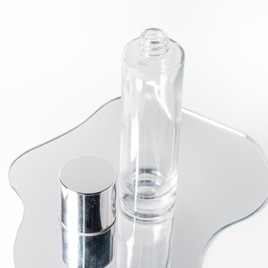 Flacone cosmetico in vetro da 130 ml con tappo a vite, fornitura diretta dalla fabbrica