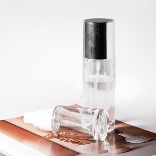 Flacone spray per lozione per la cura della pelle con oli essenziali in vetro trasparente da 35 ml, 45 ml, 55 ml, 85 ml, 100 ml e 110 ml