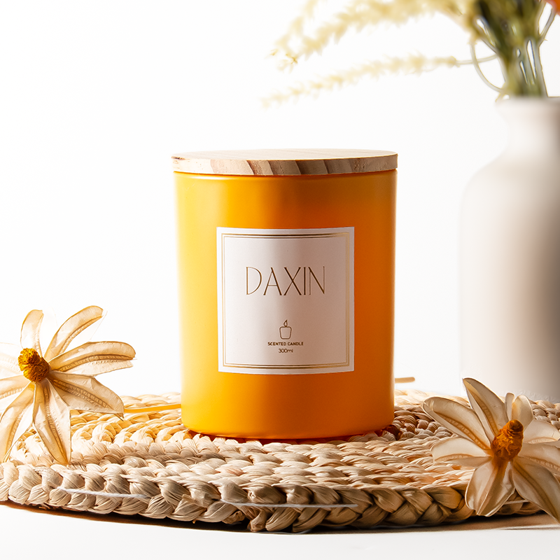 Embossed Printing Candle Jars