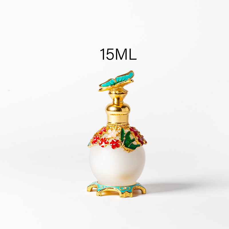 Customized Butterfly Pattern Glass Bottle