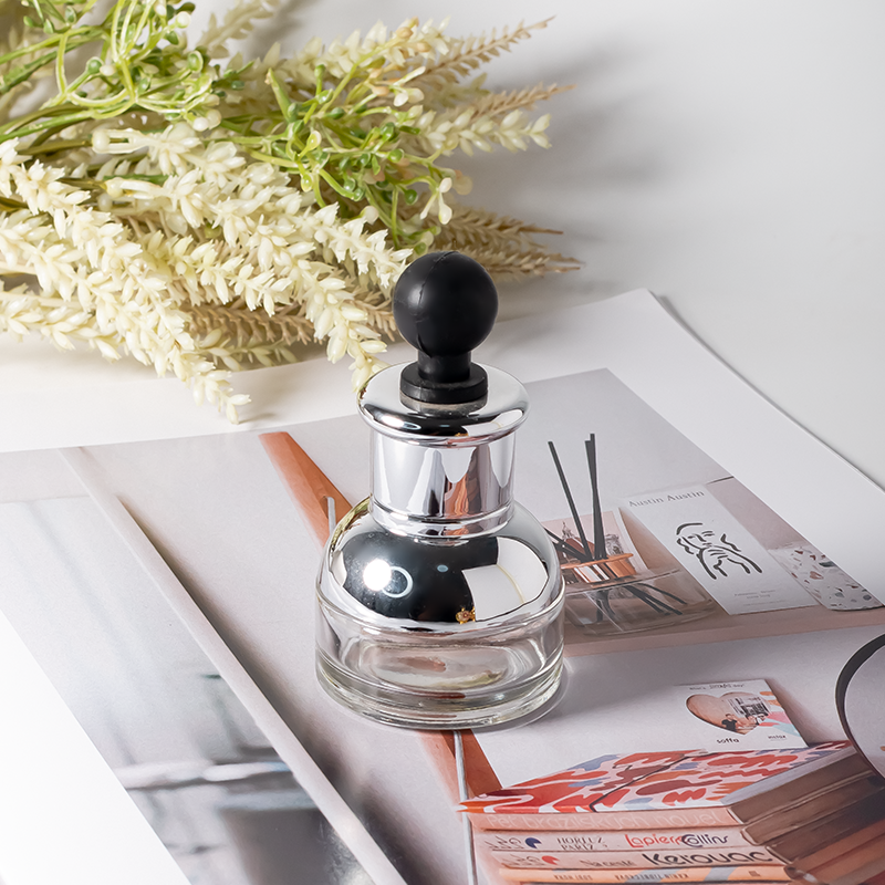 Spot Cosmetics Glass Bottle