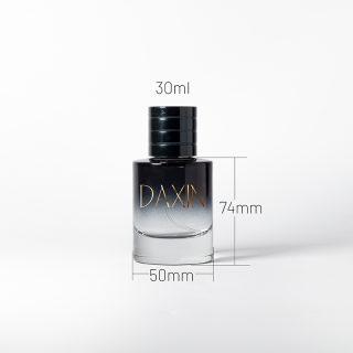 Individuell gestaltbarer, farbverlaufender, zylindrischer Glasflakon mit schwarzem Sprühverschluss (30 ml, 50 ml, 100 ml)