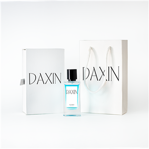 زجاجة عطر مستطيلة فارغة سعة 50 مل مع بخاخ مضخة، تأتي في حقيبة يد وعبوة كرتونية.