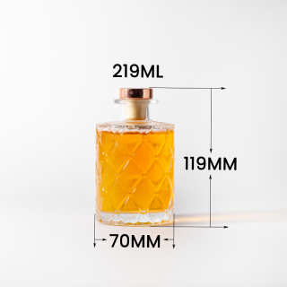 Flacon diffuseur de parfum en verre transparent vide de 219 ml.