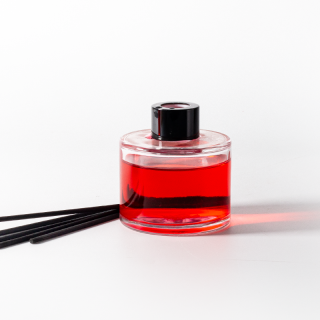 Cawan Lilin Aromaterapi Kaca 120ml Bekas Lilin Wangian Rumah 130ml dengan Penutup Skru Hitam