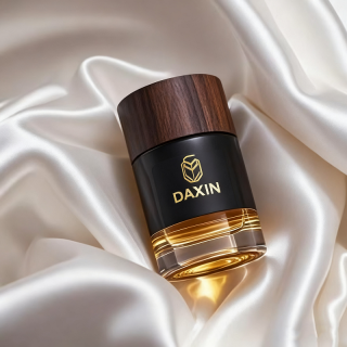 زجاجة عطر فريدة فارغة بتصميم خشبي، سعة 50 مل أو 100 مل، مزودة ببخاخ رذاذ، قابلة للتخصيص