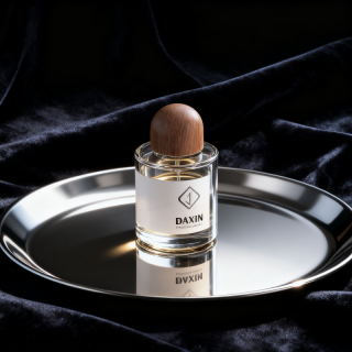 Glass Spray Crimp 30ml 100ml Luxury Round Shoulder Spray Empty Perfume Bottle 50ml with Wooden Cap