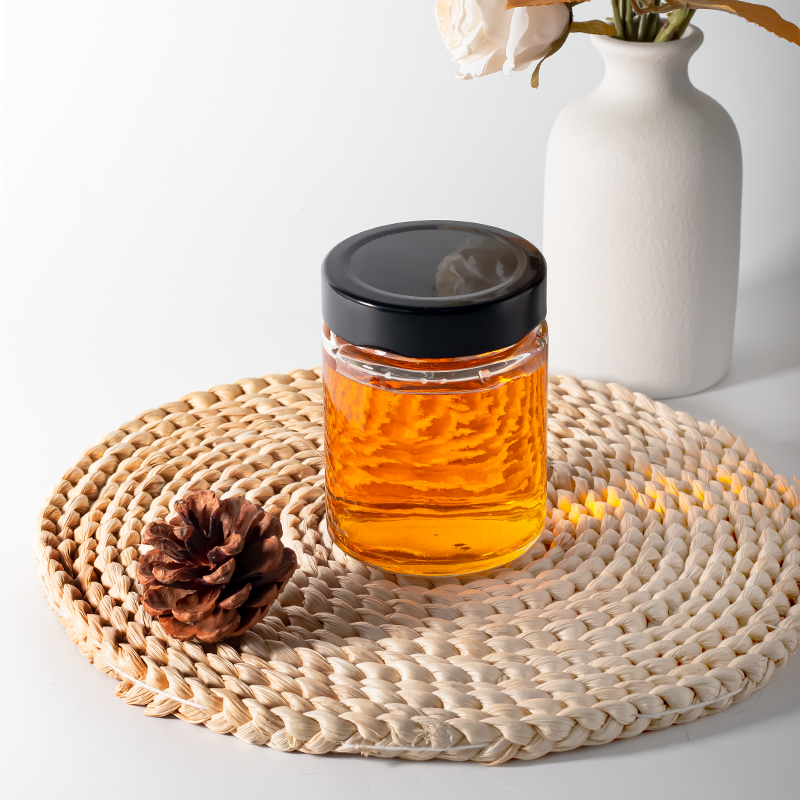 Empty hermetic container