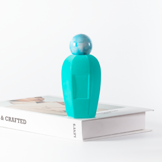 Botol Parfum Kaca Berbulu Mewah OEM ODM 55ml Botol Semprot Parfum Berwarna Berbulu