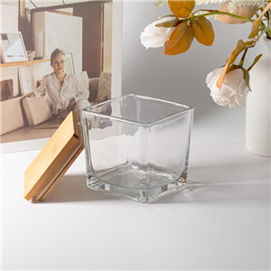 Barattoli per candele in vetro trasparente di forma quadrata da 70 ml e 315 ml con coperchio in legno per la decorazione della casa