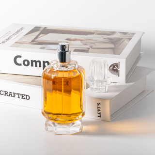 Tragbare, vertikale 50-ml-/100-ml-Sprühflasche mit Deckel für Parfüm und Kosmetik