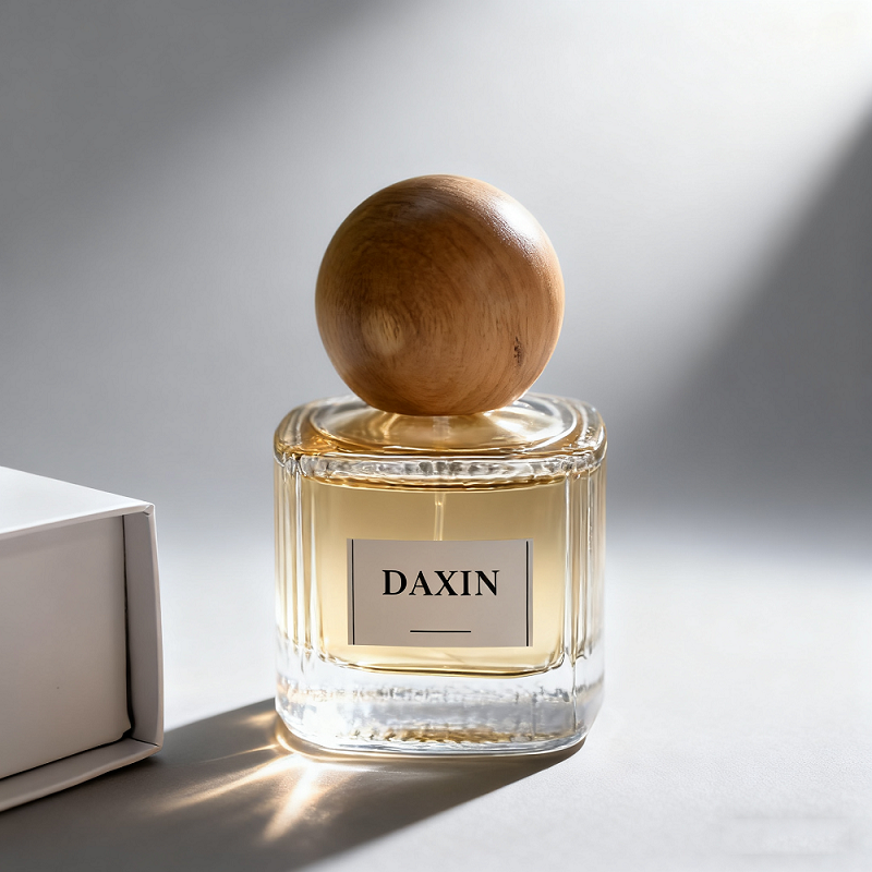 Flacon de parfum rond vide en verre transparent personnalisé de 30 ml, 50 ml et 100 ml avec bouchon en bois