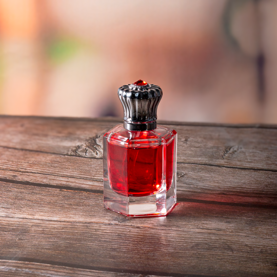 Botol Parfum Transparan Murah dengan Tutup, Ukuran 50ml, Tersedia dalam Kemasan Botol Berkerah Lipat.