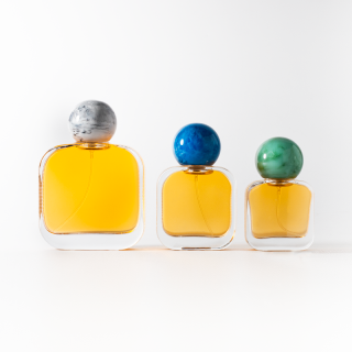 Botol Semprot Parfum Kaca Transparan Persegi Datar Retro 30ml yang Menawan Tersedia