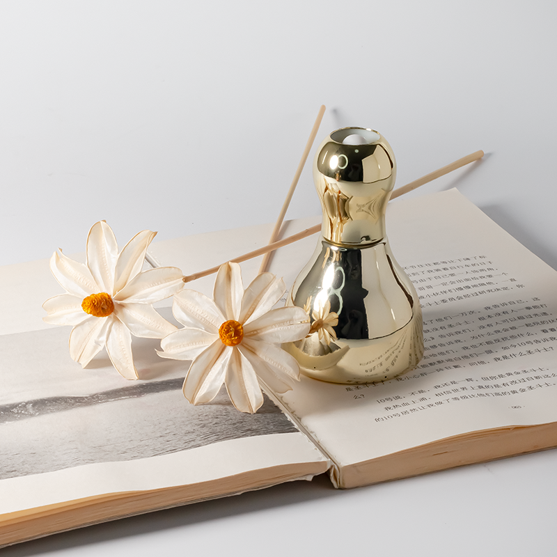 Elegant Glass Serum Container