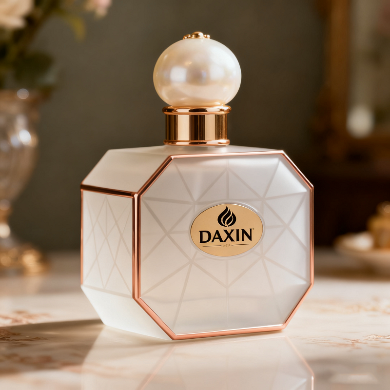 Perfume bottle with pump sprayer