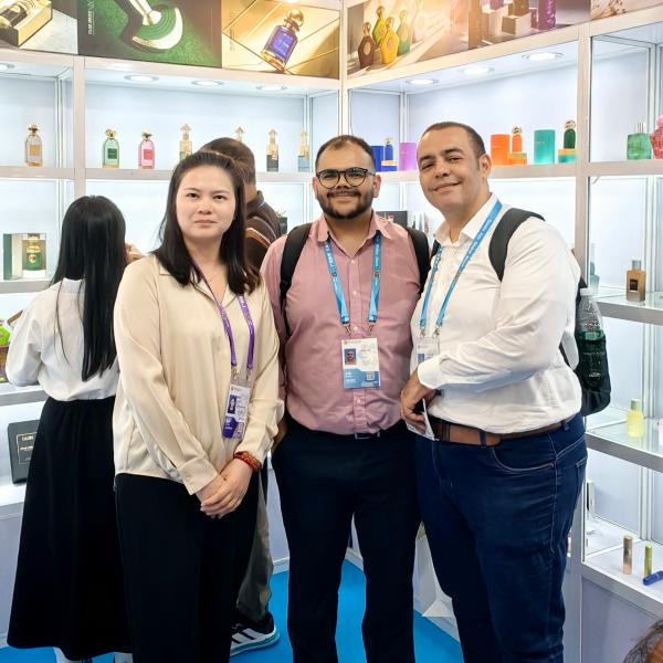 design perfume bottle