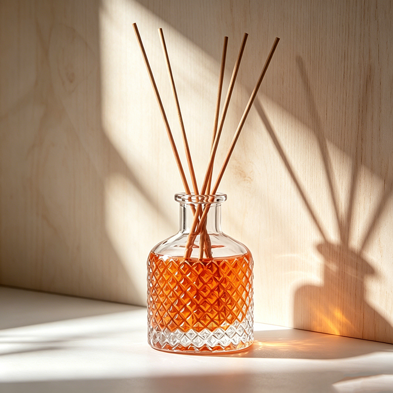 Botol Diffuser Silinder Kristal Kaca Bening Transparan Potongan Berlian 120ml dengan Tutup Gabus