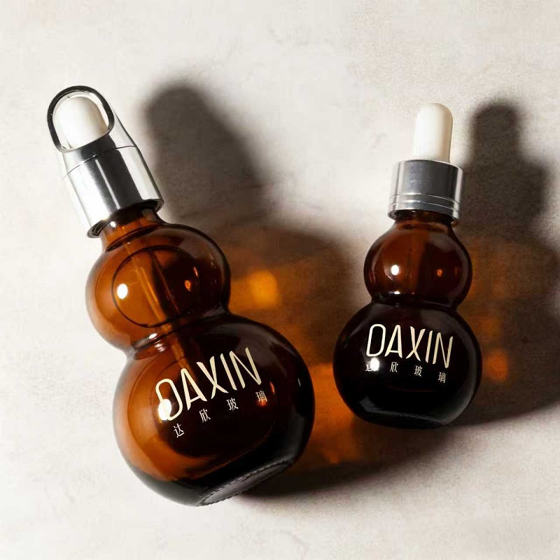Botol Minyak Esensial Kaca Cokelat Berbentuk Labu 30ml 50ml Botol Pipet untuk Krim Mata Kosmetik