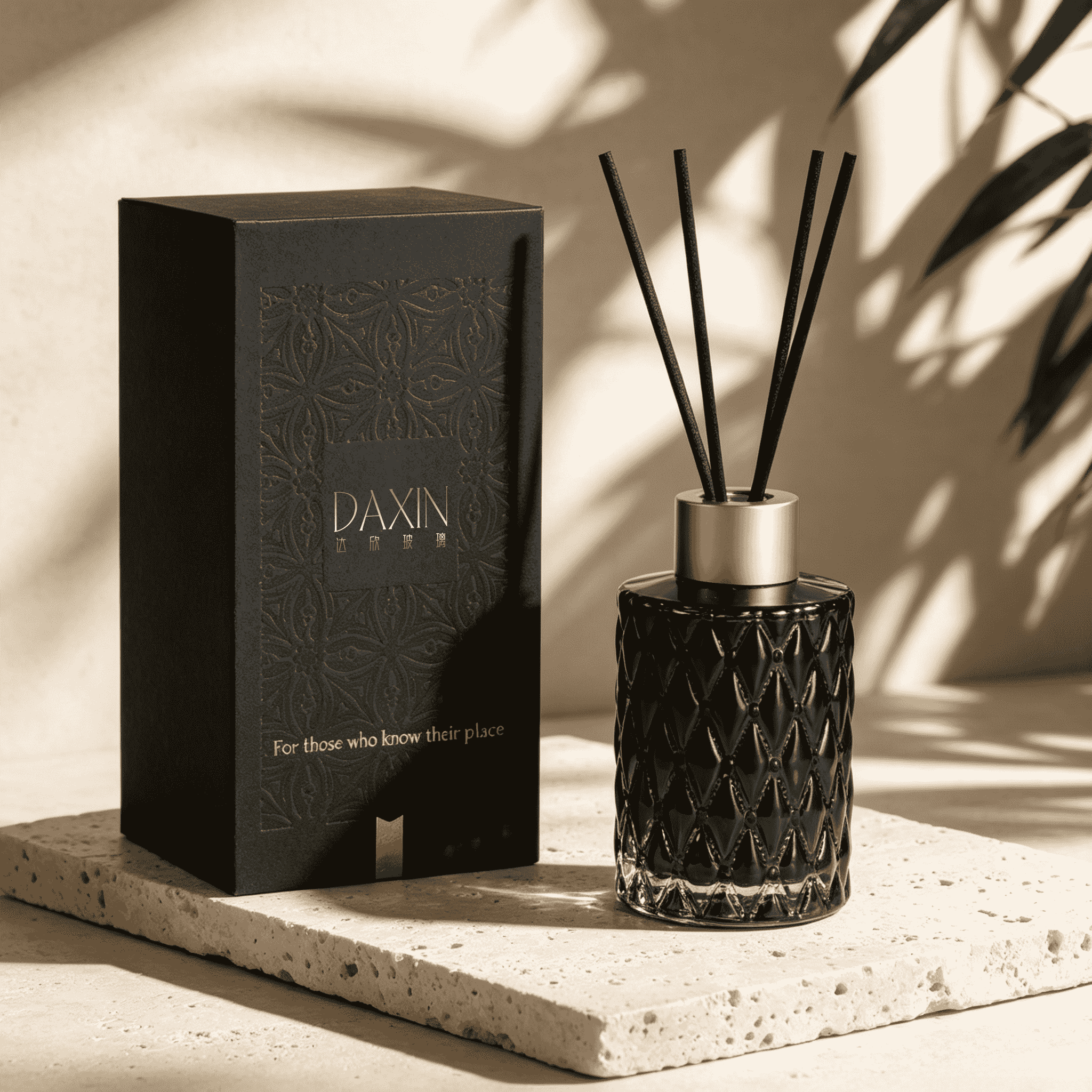 Luxurious diffuser bottle