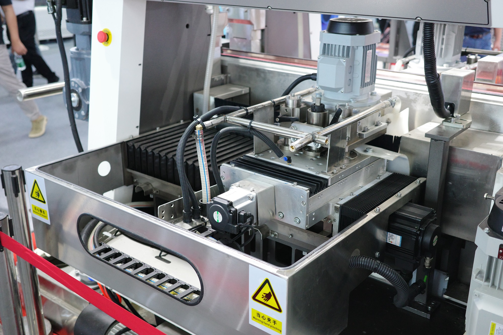 glass processing machine