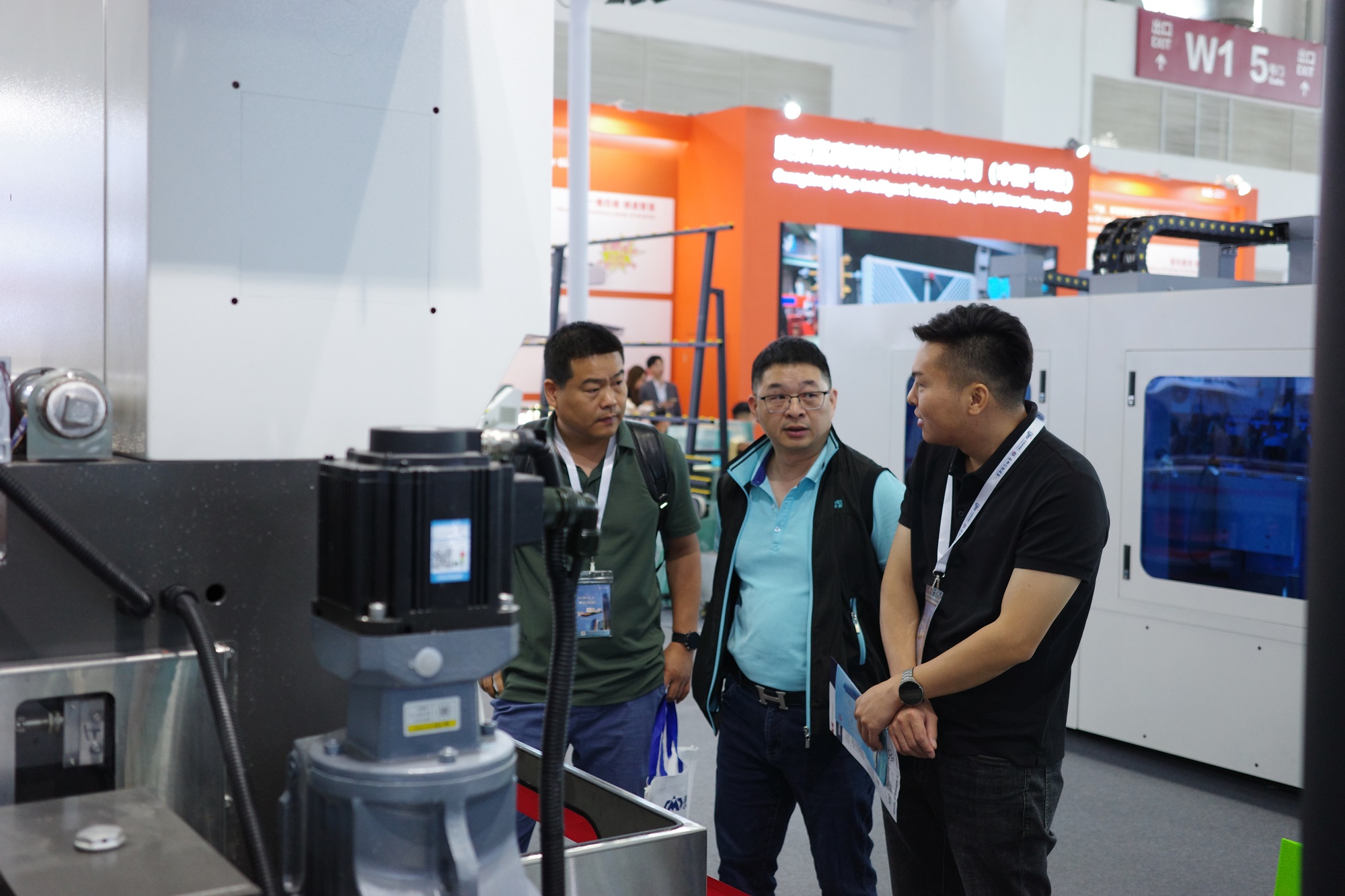 glass processing machine