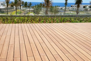 So verwenden Sie Terrassendielen aus stranggeflochtenem Bambus für den Außenbereich richtig