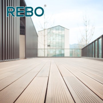 Aus Bambussträngen gewebtes Terrassenbelagmaterial für den Bau