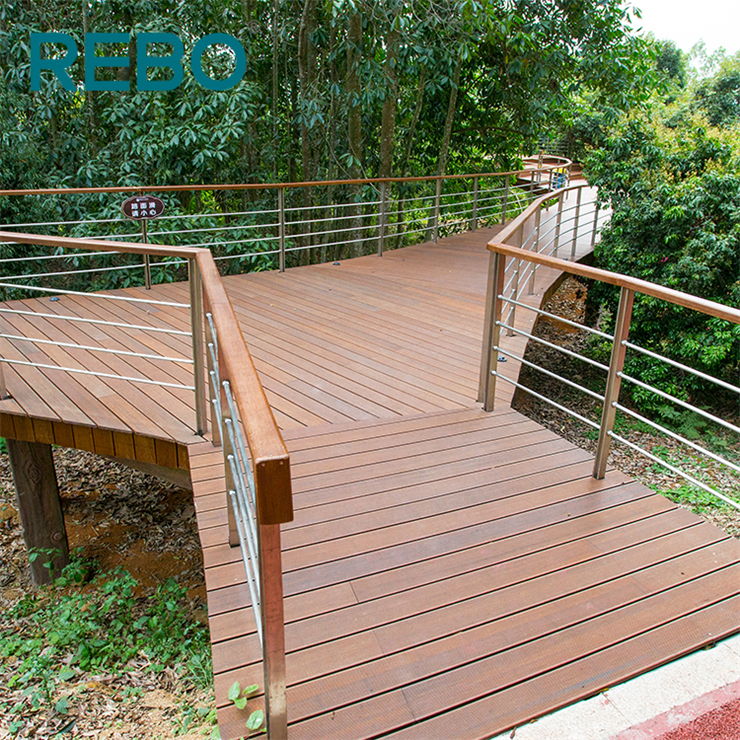 Supply REBO good durability outdoor strand woven bamboo decking