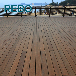 Hochstabile REBO-Bambus-Terrassendielen in natürlicher Farbe
