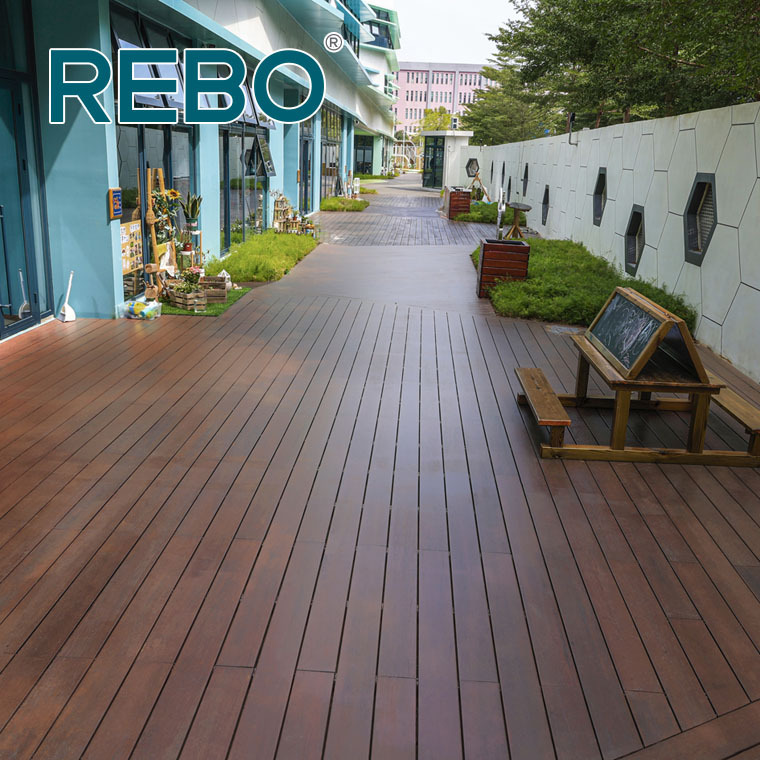 Tábuas de deck de bambu de alta estabilidade e alta densidade para áreas externas