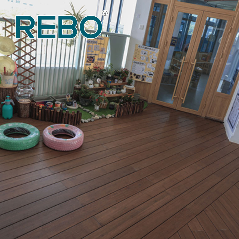 Eco-Chic Bamboo Decking: Redefine Your Outdoor Living