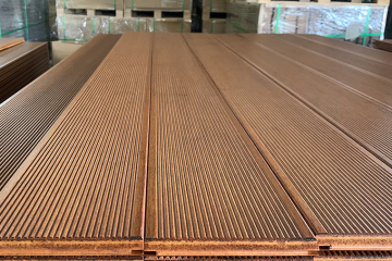 Bambus-Terrassendielen vs. WPC-Terrassendielen: Ein umfassender Vergleich