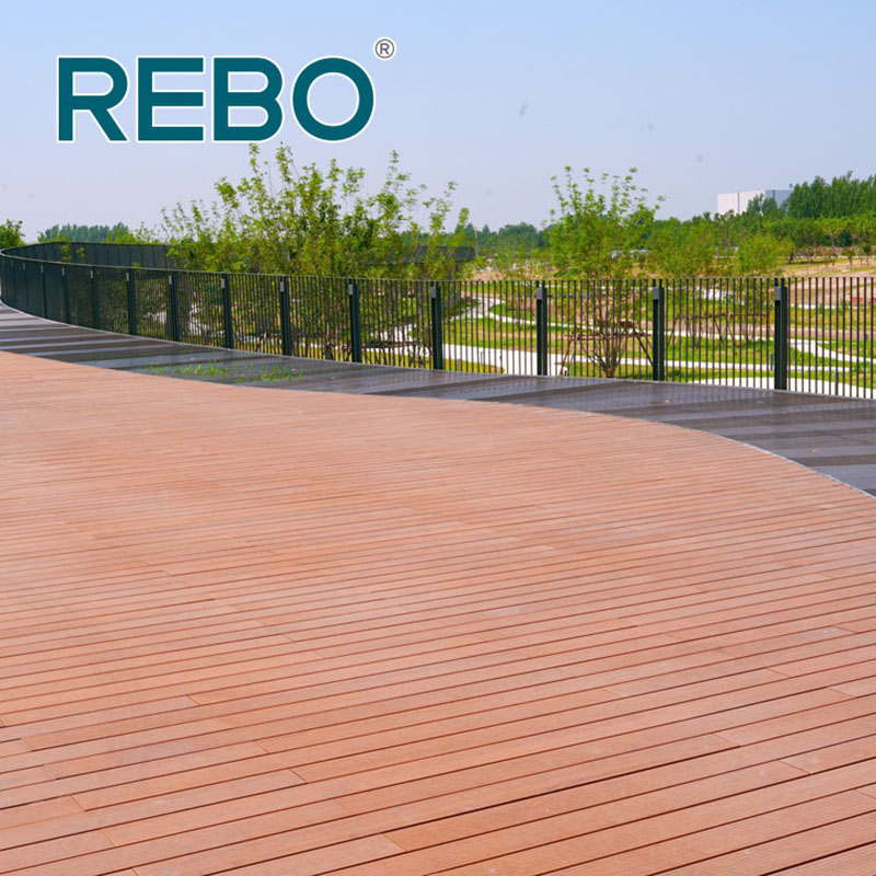 outdoor bamboo decking