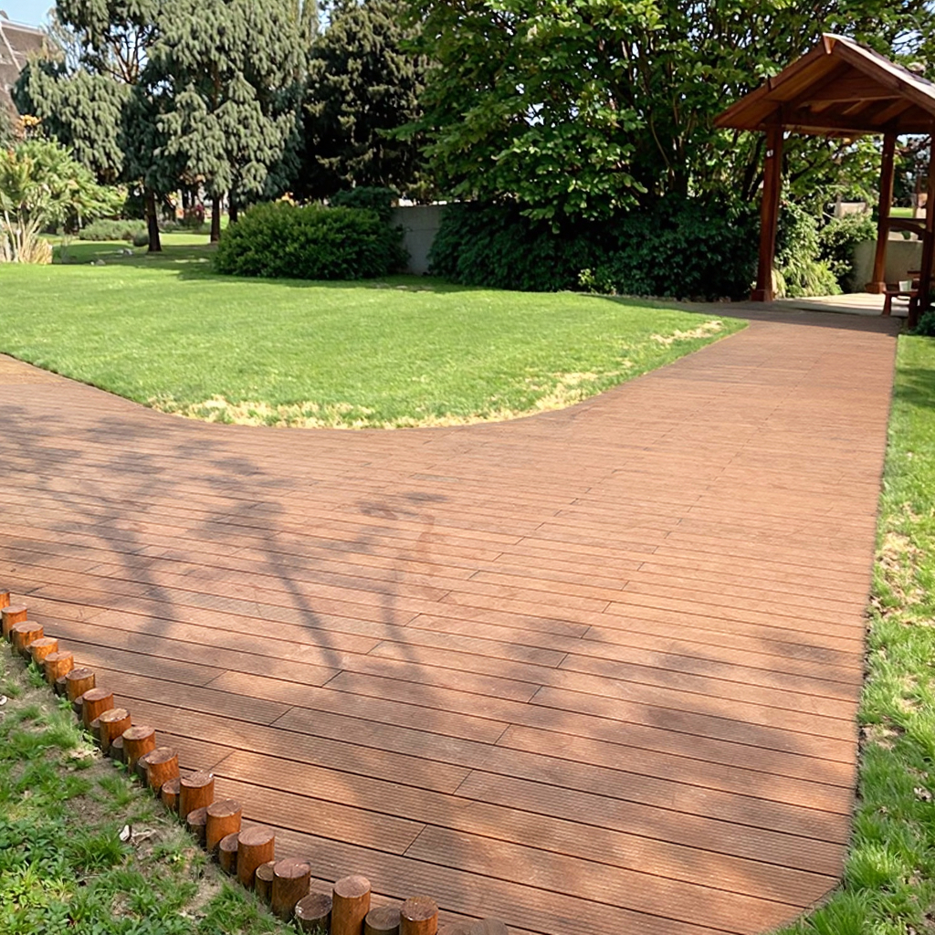 REBO bamboo decking