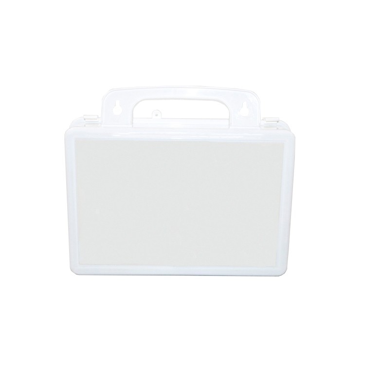 白いプラスチックケースの応急処置ボックス、壁に取り付けられた応急処置ボックス、車用の応急処置ボックス